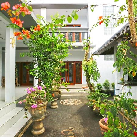 Ibus Room Canggu Exterior foto